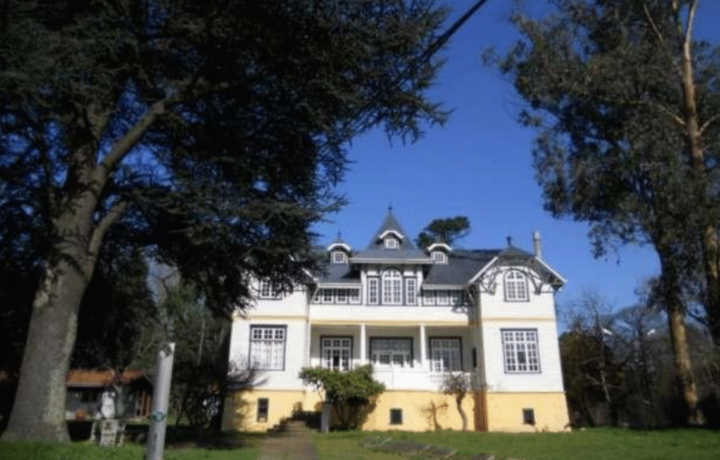 Restauración Patrimonial Casa Hollstein 2014